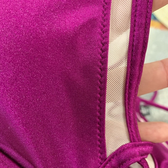 S- VICTORIA’S SECRET PINK BIKINI SWIM TOP - Picture 2 of 8